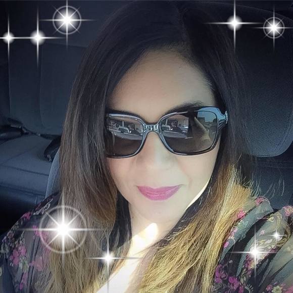 Meet your Posher, Dora - Picture 1 of 1